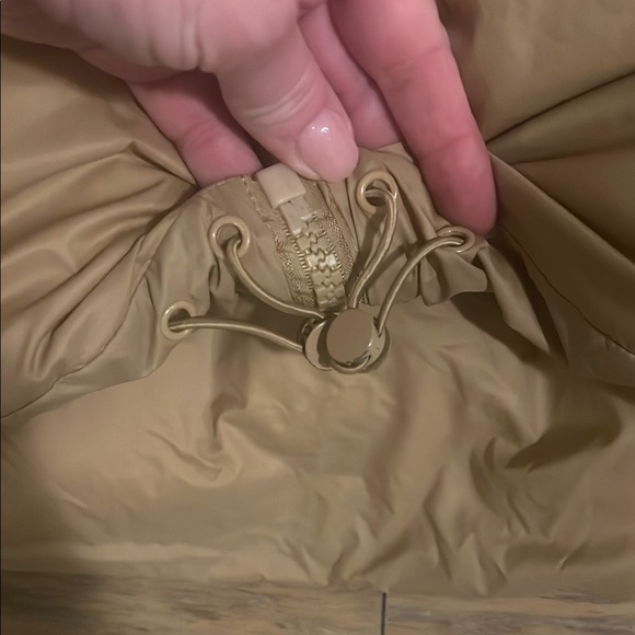 Tan Puffer Vest - Picture 3 of 5